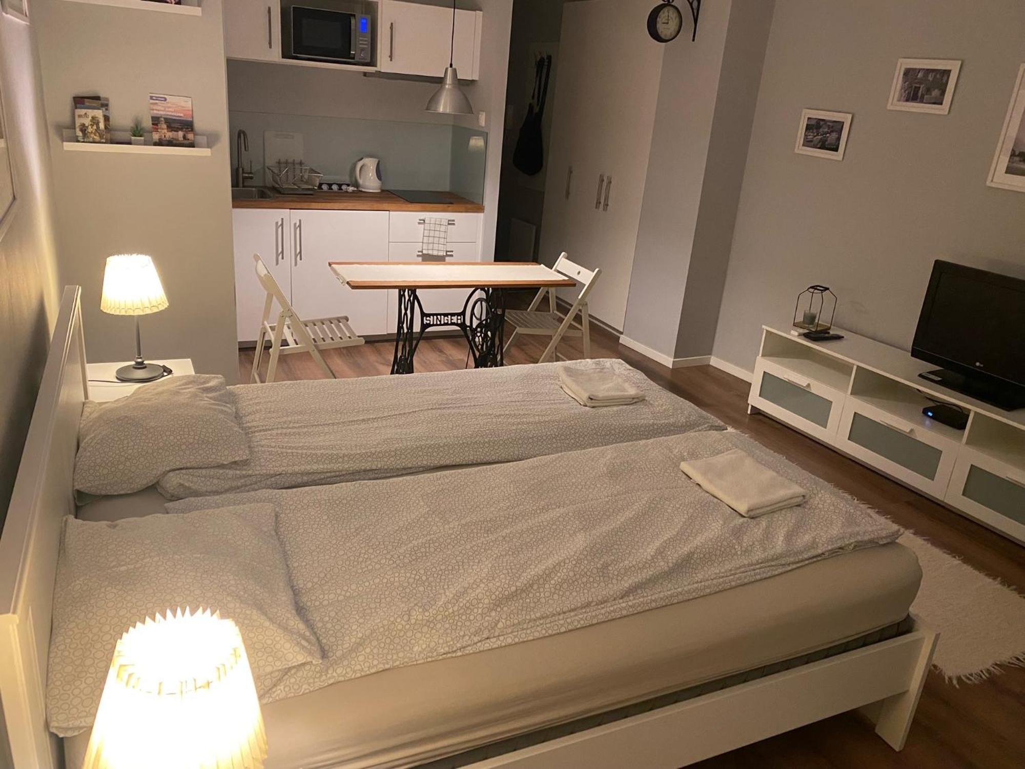 B&B Apartman אגר מראה חיצוני תמונה